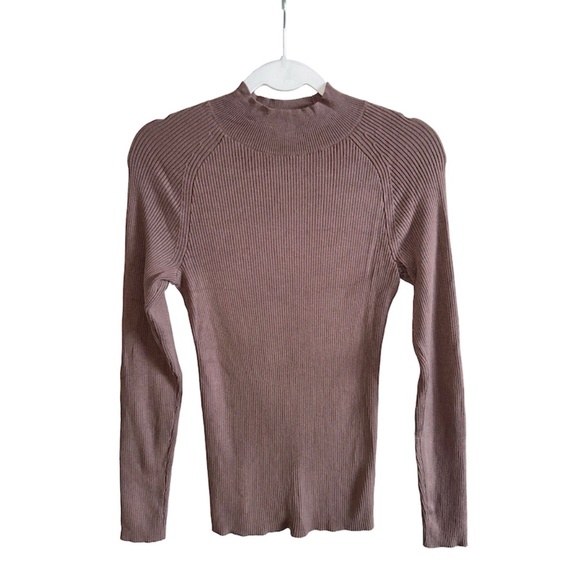 Reitmans R Essentials Fitted Long Sleeve Mock Neck Ribbed Knit Tee - Picture 1 of 3